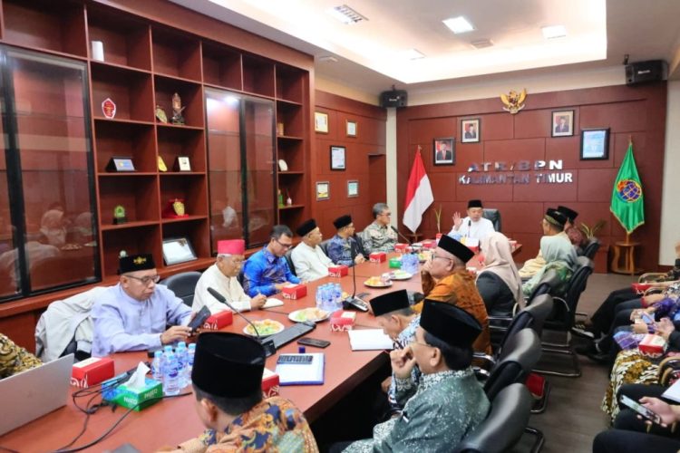 “Darurat Sertifikasi Tanah Wakaf di Kaltim! Menteri Nusron Turun Tangan Demi Masjid Aman dan Bebas Sengketa”