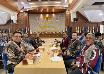 Sekda Marindo Ikuti Retreat Nasional Sekda dan Bappeda: Strategi Sinergi Pusat-Daerah untuk Memperkuat Pembangunan Lampung