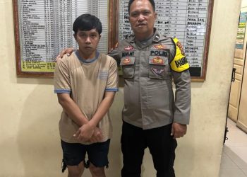 Heboh! Bhabinkamtibmas Desa Tejang Pulau Sebesi Amankan DPO Pelaku Pencurian Rp600 Juta, Aksi Sigap Jadi Sorotan Publik