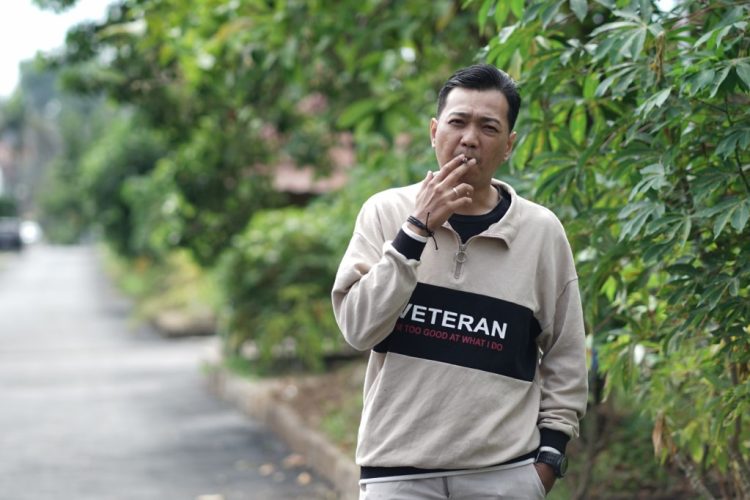 Ambiguitas yang Bikin Baper: Puisi Muhammad Alfariezie yang Sukses “Nancep” di Ruang Psikis Gen Z