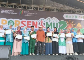 Dzafirah Adelia Harumkan Nama SMP MuAD Metro, Raih Juara 1 Baca Puisi PorseniMu Lampung 2025