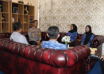 Sinergi Pengawas dan Aparat: Kunjungan Bawaslu ke Polres Pringsewu Ungkap Strategi Baru Jaga Pemilu 2025 Lebih Aman