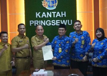 Pemkab Pringsewu Perkuat Kepastian Hukum, Terima 50 Sertifikat Aset dari BPN