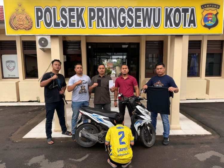 Pelaku Jambret HP Ditangkap Saat Tidur di Rumah Neneknya, Polisi Ungkap Jejak Aksi Kejahatan yang Bikin Warga Resah