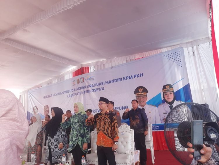 Graduasi Mandiri PKH Pringsewu Dorong Kemandirian Keluarga