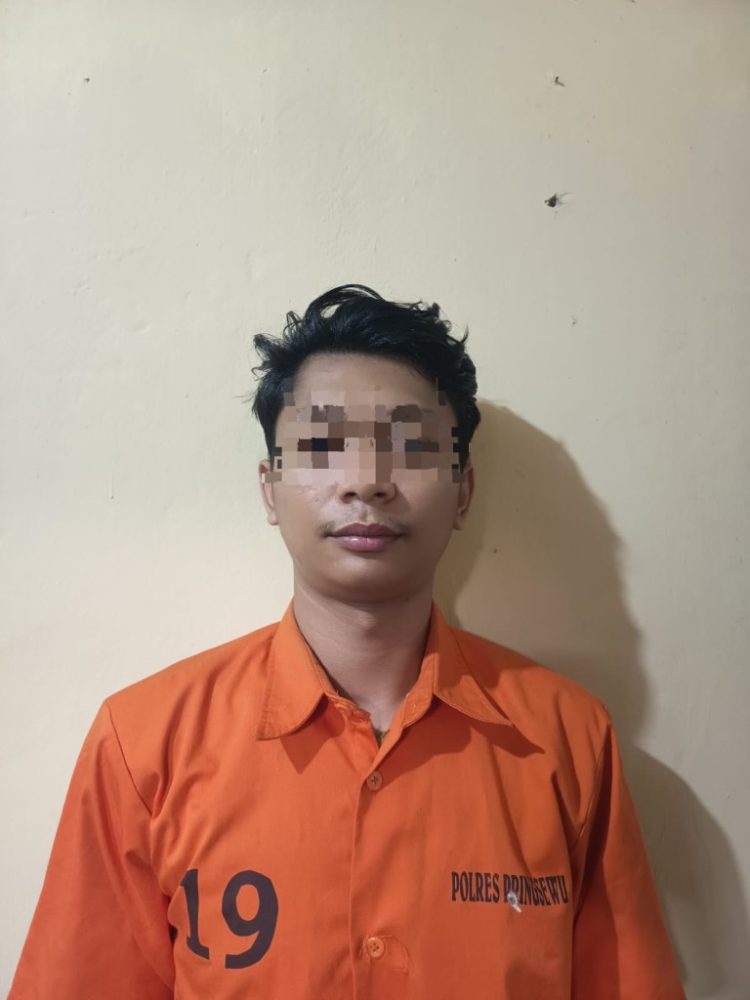 Pemuda Pringsewu Curi Perhiasan Emas di Rumah Teman