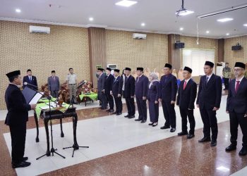 Pringsewu Lantik Sepuluh Pejabat Pimpinan Tinggi Pratama Baru