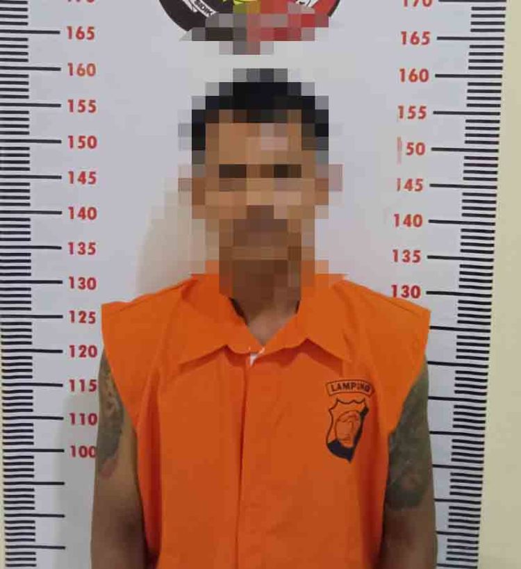 Polisi Patroli Dini Hari, Temukan Warga Bawa Sajam dan Terlibat Narkoba di Candipuro