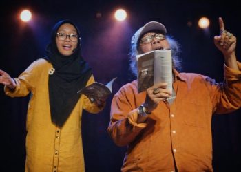 Bedah Buku di Taman Budaya Lampung Ditutup Aksi Puisi Isbedy Stiawan ZS dan Putrinya