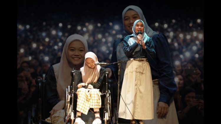 Ketika Puisi Menjadi Jalan Pulang: Kisah Fitria Novita Rahma di Panggung Sastra Lampung