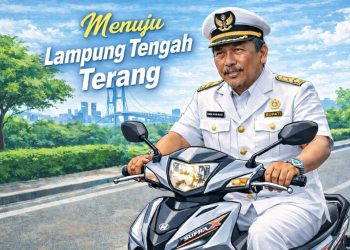 Naik Motor Pulang ke Rumah, Gaya Sederhana Plt Bupati Lampung Tengah Disorot