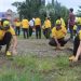 Polres Metro Bersih Sampah di Lapangan Samber, Wujud Kehadiran Polisi di Tengah Warga