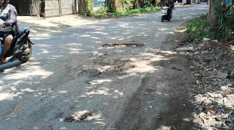 Prioritas Infrastruktur Terabaikan, Dana Hibah Kejati Lampung Jadi Sorotan