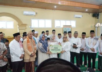 Intan Putri Lestari Harumkan Lampung Timur, Dapat Beasiswa Pendidikan