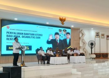 Wakil Bupati Pesawaran Serahkan Bantuan ATENSI Kemensos kepada Ratusan Penerima Manfaat