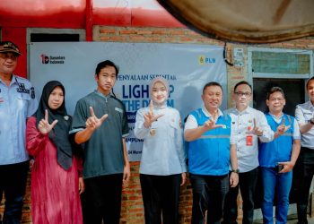 Penyalaan Serentak Light Up The Dream Terangi Puluhan Rumah di Bandarlampung
