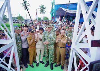 Pangdam Kristomei Sianturi Resmikan Jembatan Garuda di Atas Way Sekampung