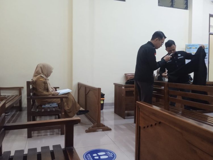 Kejati Lampung Hadirkan Tiga Saksi, Eks Sekda Fahrizal Darminto Absen di Persidangan