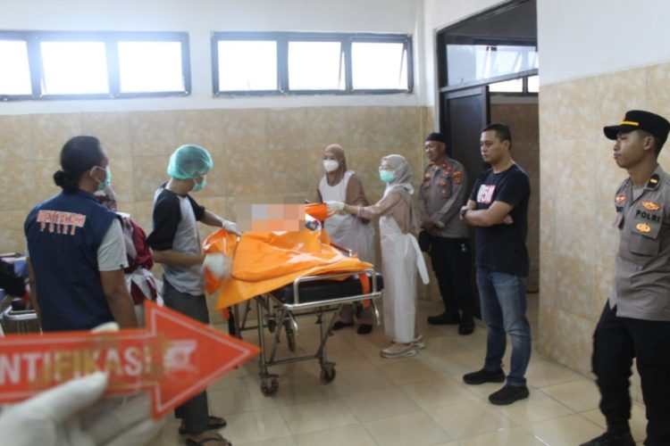 Warga Temukan Mayat Wanita di Rumah Kontrakan, Polisi Masih Selidiki Penyebab Kematian