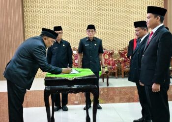 Mutasi dan Promosi, 17 Pejabat Pringsewu Diambil Sumpah Jabatan
