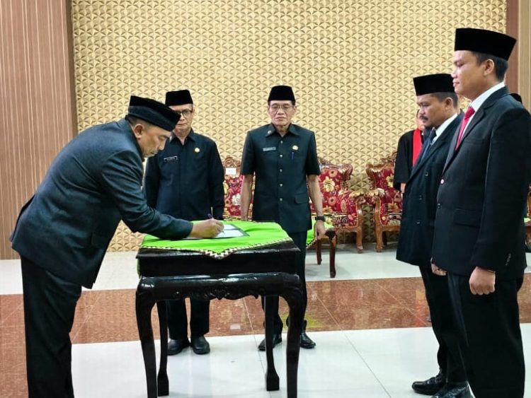 Mutasi dan Promosi, 17 Pejabat Pringsewu Diambil Sumpah Jabatan
