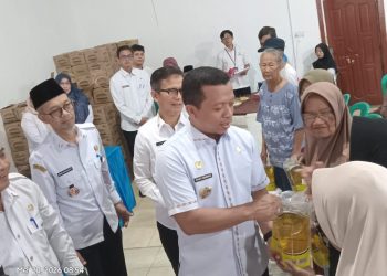 Pemkab Pringsewu Distribusikan Bantuan Pangan bagi Warga Pekon Rejosari
