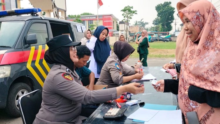 Antusias Warga Tinggi, Bazar Murah Polres Lampung Selatan Sukses Digelar