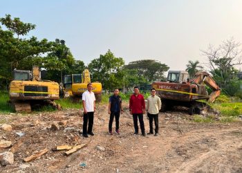 Satreskrim Polres Lampung Selatan Serahkan Tersangka dan Barang Bukti Tambang Ilegal