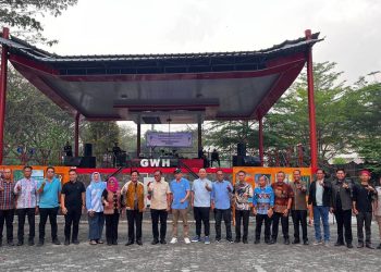 Pentas Seni Budaya GOR Way Handak Berlangsung Meriah, Sekretaris DPRD Turut Hadir