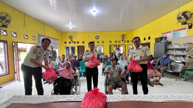 Lapas Kalianda Perkuat Kepedulian Sosial Lewat Pembagian Sembako