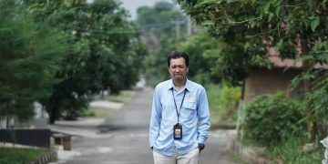 Ketika Puisi Menjadi Suara Rakyat: Kritik Sosial dalam Karya Muhammad Alfariezie