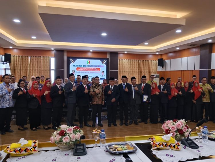 Pelantikan 13 Pejabat Pemkab Tanggamus, Bupati Tegaskan Jabatan Adalah Amanah
