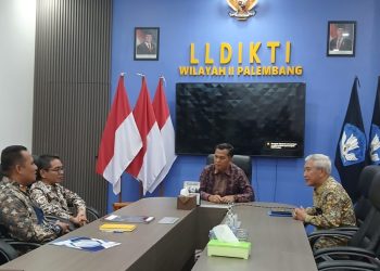 Lima Penghargaan LLDIKTI Jadi Bukti Kemajuan IBN, Didi Susianto Soroti Kualitas Tridarma