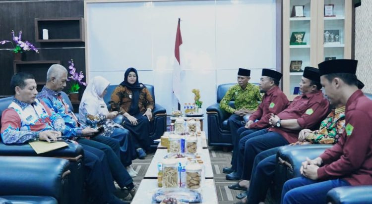 Umi Laila Gandeng DMI Pringsewu, Perkuat Sinergi Demi Kesejahteraan Umat