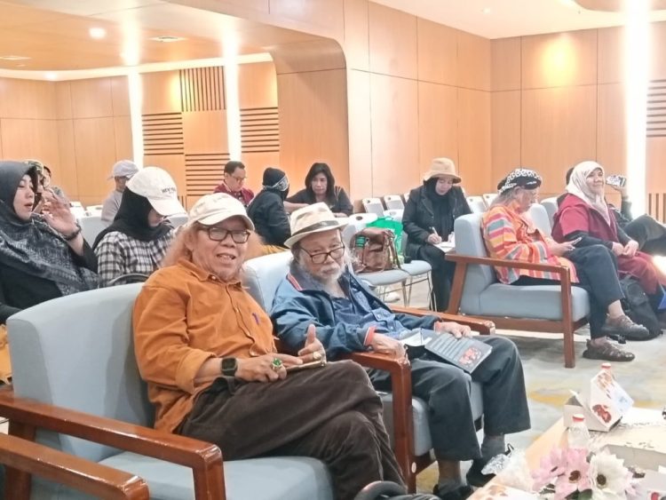 “Puisi 68” Resmi Diluncurkan, Isbedy Stiawan ZS Dapat Apresiasi dari Tokoh Sastra Nasional