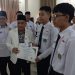 Banggakan Pringsewu, 15 Siswa Madrasah Dapat Piagam Penghargaan dari Kepala Kemenag