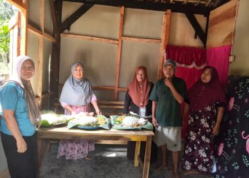 Kisah Inspiratif dari Lampung Tengah, Rumah Kakek Kumang Dibangun Swadaya oleh Warga