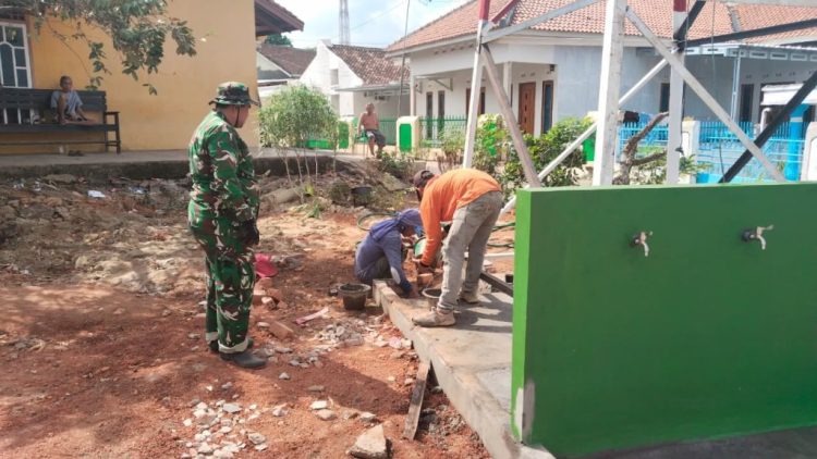Dahaga Warga Tanjung Aman Terjawab, Babinsa Rampungkan Sumur Bor untuk 40 KK