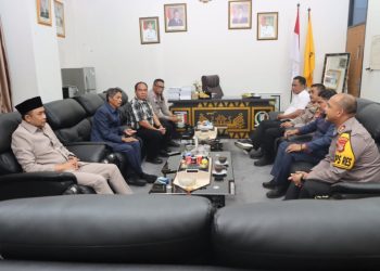 Temui Pimpinan DPRD, Kapolres Pringsewu Dorong Komunikasi Tangkal Gangguan Kamtibmas