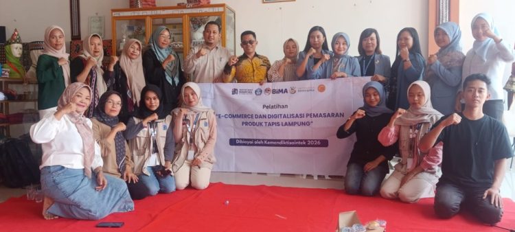 Tapis Lampung Naik Kelas! Pengrajin Mahan Tapis Didorong Kuasai Digital Marketing