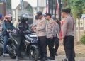 Semangat Kemerdekaan Menggema, Polres Lampung Selatan Bagikan 210 Bendera Merah Putih