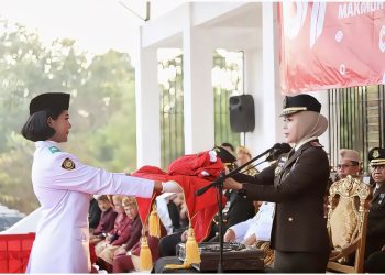 Kajari Rita Susanti Pimpin Upacara HUT RI ke-81, Pesan Humanis untuk Pelayanan Publik