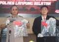 Polisi Terima Dua Senpi Rakitan dari Warga Katibung dan Jati Agung