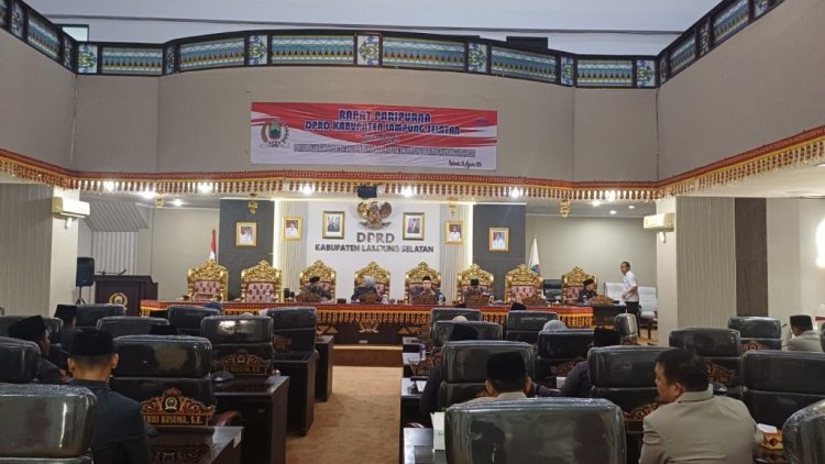 Wabup M. Syaiful Anwar Hadiri Paripurna Penyampaian Perubahan APBD 2026