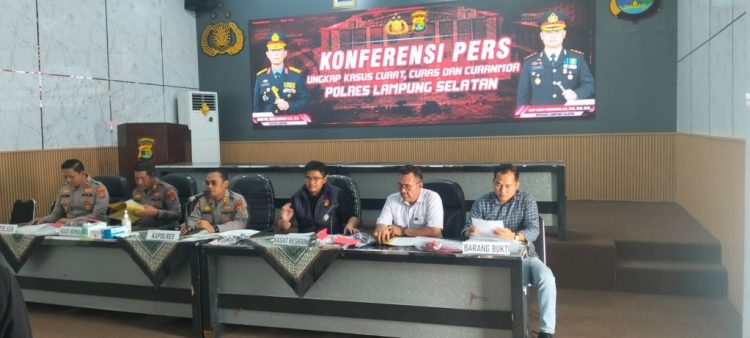 Sopir di Jalinsum diancam kaca mobil dipecahkan, dua pelaku akhirnya ditangkap