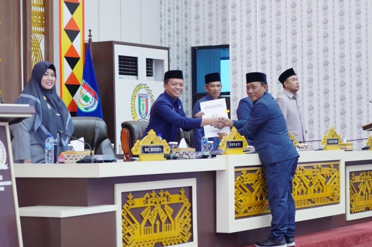 Perubahan APBD Pringsewu Disetujui, Anggaran Pendidikan dan Kesehatan Jadi Perhatian