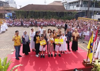 Kalahkan 192 Ribu Siswa, Tiga Pelajar SD Fransiskus 2 Raih Prestasi Nasional