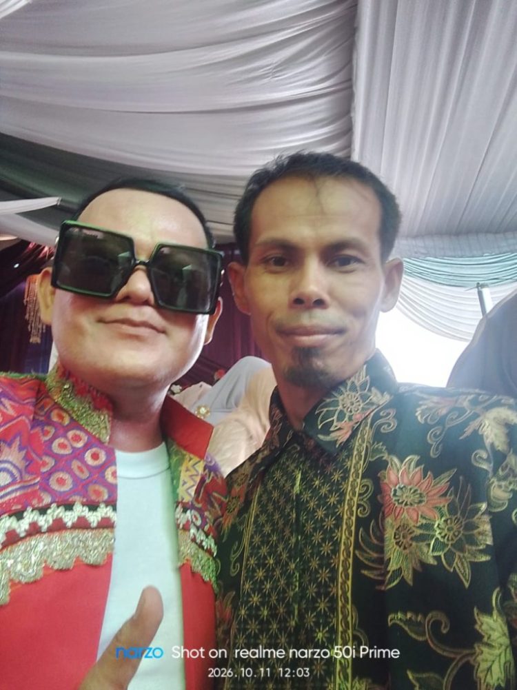 Hangat dan Akrab! Begini Momen Penggemar Bertemu Langsung dengan Tatang D’Koplo